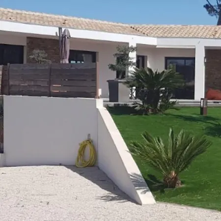 Holiday home House With Swimming Pool 2km From The Beach *