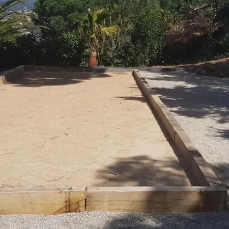 House With Swimming Pool 2km From The Beach Holiday home *